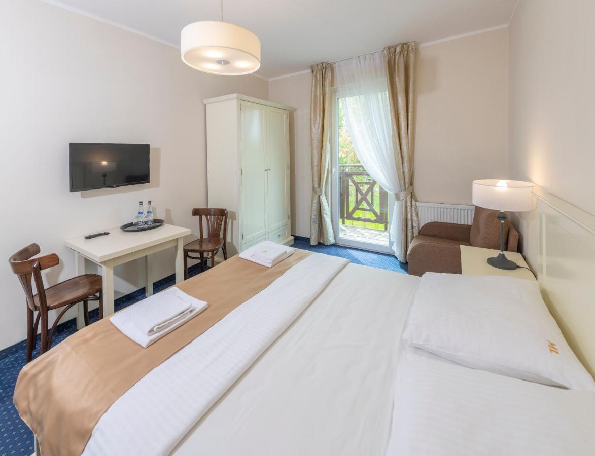Hotel Mona Lisa Wellness & Spa Колобжег Экстерьер фото