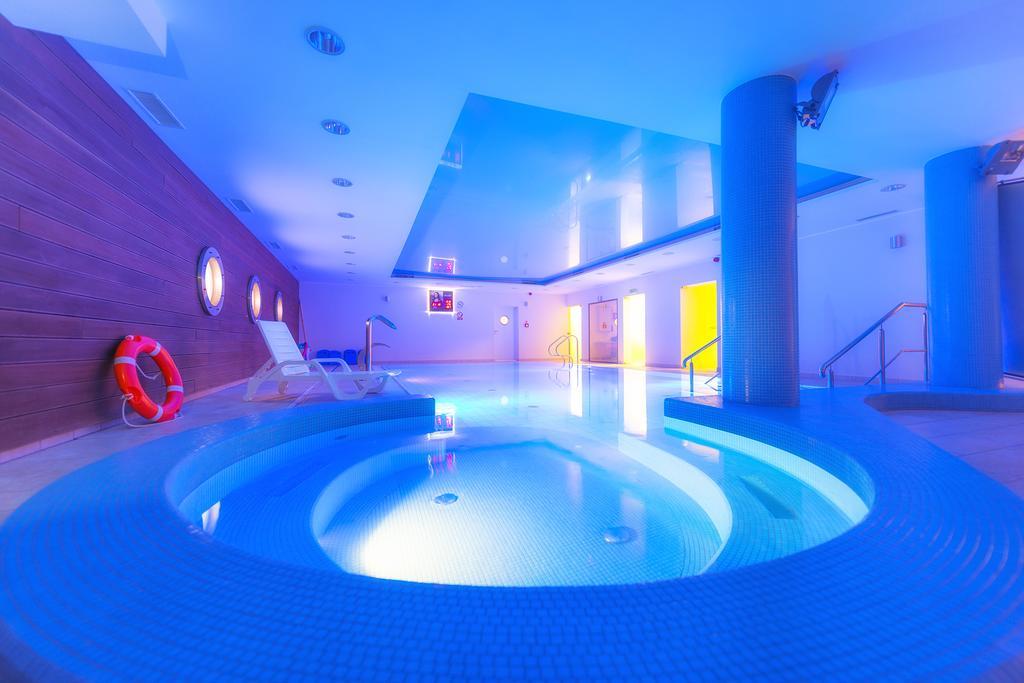 Hotel Mona Lisa Wellness & Spa Колобжег Экстерьер фото