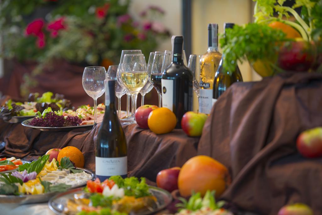 Hotel Mona Lisa Wellness & Spa Колобжег Экстерьер фото
